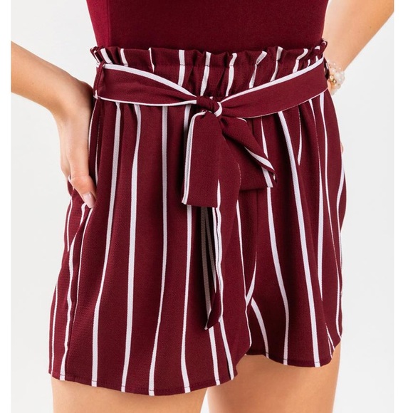 Maroon Striped Front Tie Romper - Picture 4 of 4